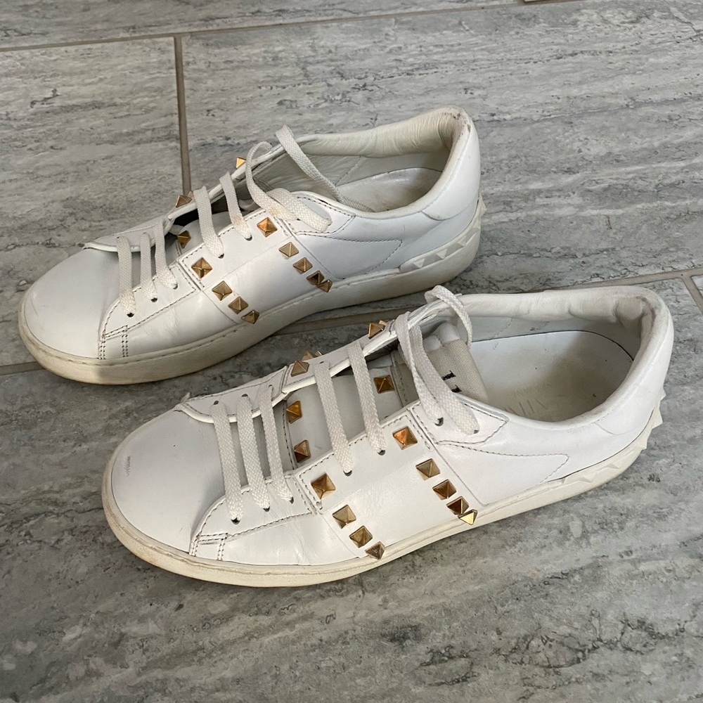 Womens White Valentino Rockstud Sneakers